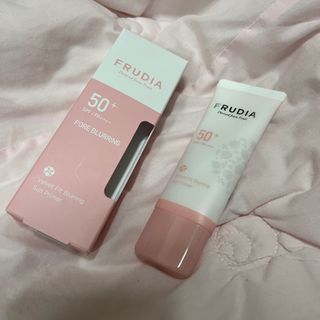 [후르디아] 모공블러 비건 선 프라이머 — 4점을 준 리뷰어가 2022년 5월 올린 사용 사진
