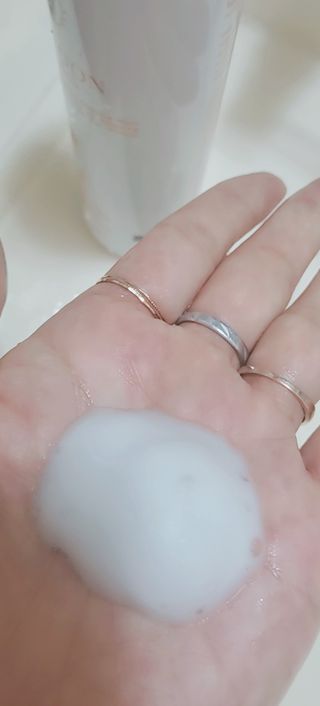 프리[닥터문] 유산균 락토케어 질경초 여성청결제 1000ml (젤타입) — 5점을 준 리뷰어가 2022년 6월 올린 사용 사진