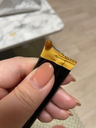짜먹는 이지견과 짜먹는 이지아몬드, 짜먹는 이지허니피넛, 짜먹는 이지캐슈넛 각 10g X  10포 — 5점을 준 리뷰어가 2021년 2월 올린 사용 사진