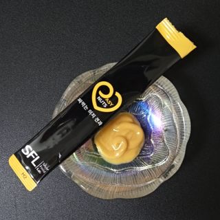 짜먹는 이지견과 짜먹는 이지아몬드, 짜먹는 이지허니피넛, 짜먹는 이지캐슈넛 각 10g X  10포 — 5점을 준 리뷰어가 2021년 2월 올린 사용 사진