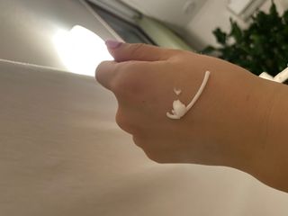 이엔코스 알부틴 알파 화이트닝크림 — 4.5점을 준 리뷰어가 2021년 4월 올린 사용 사진