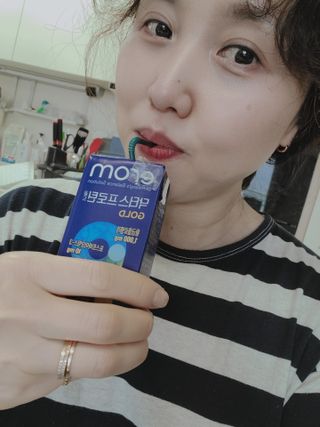 이롬 erom 닥터스 프로틴 골드 — 5점을 준 리뷰어가 2021년 5월 올린 사용 사진