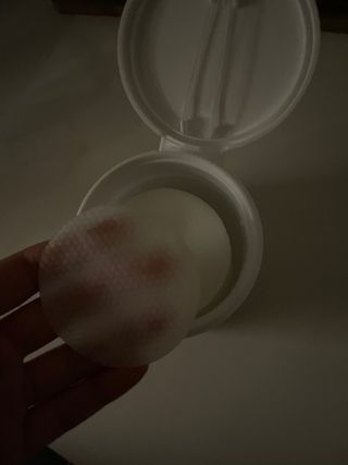 산다화 비타민씨 화이트닝 토너 패드 — 5점을 준 리뷰어가 2023년 9월 올린 사용 사진