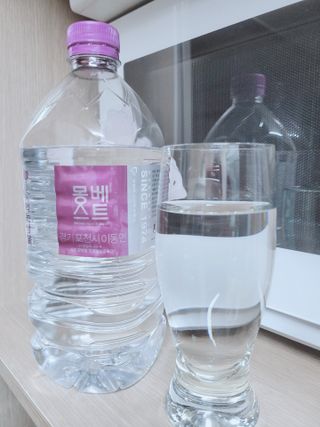 몽베스트 MONTBEST 1L 12입 — 5점을 준 리뷰어가 2022년 4월 올린 사용 사진