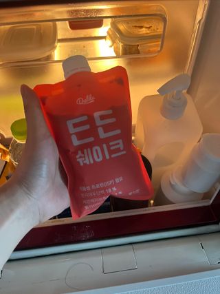 [덜다] 든든 식물성 단백질 쉐이크 40g X 7입 (곡물/딸기) — 5점을 준 리뷰어가 2023년 8월 올린 사용 사진