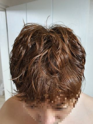 [갸스비] 곱슬 머리부터 파마까지 남자의 컬을 위한 갸스비 컬크림 — 5점을 준 리뷰어가 2021년 10월 올린 사용 사진