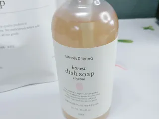 심플리오리빙 어니스트 주방세제 본품 500ml + 리필 900ml (코코넛향) — 5점을 준 리뷰어가 2022년 6월 올린 사용 사진