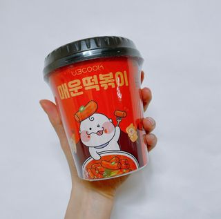유비쿡 컵떡볶이 매운컵떡볶이2개/ 짜장컵떡볶이 2개  총 4개세트 — 2점을 준 리뷰어가 2021년 2월 올린 사용 사진
