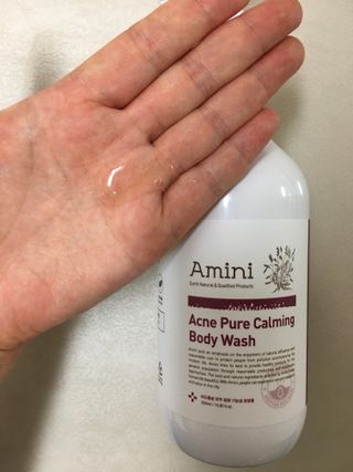 아미니 아크네 퓨어카밍 바디워시 500ml — 5점을 준 리뷰어가 2021년 7월 올린 사용 사진
