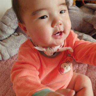 유비맘 캔디팡팡 내의/내복 상하 세트 — 5점을 준 리뷰어가 2021년 3월 올린 사용 사진