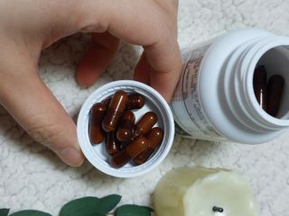 프리마인 홍삼의 강력한 에너지, 이제는 흡수율을 높인 최첨단 캡슐로 간편하게 초고속 충전하세요. — 5점을 준 리뷰어가 2022년 3월 올린 사용 사진