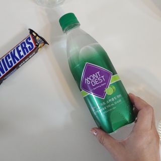 몽베스트 Montbest with Sparkling water Lime20병 — 5점을 준 리뷰어가 2022년 10월 올린 사용 사진