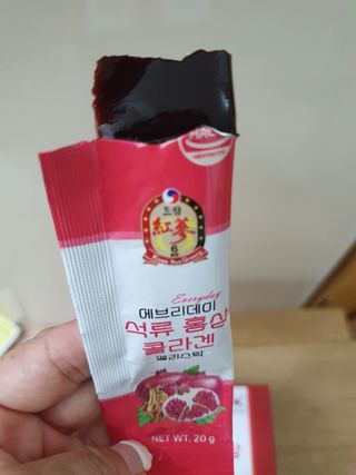 젤리드림 [젤리스틱 3종] 홍삼흑마늘, 동충하초, 석류콜라겐 — 5점을 준 리뷰어가 2022년 9월 올린 사용 사진