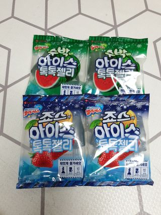 롯데제과 죠스바 아이스 톡톡 젤리 — 5점을 준 리뷰어가 2021년 10월 올린 사용 사진