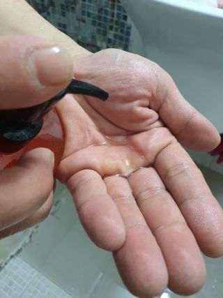 아소윤 기분좋은 향기 부드러운 거품 스파맨션 바디클렌져 5종 중 택1 + 마리아띠 샴푸두피볼 3종 중 1 랜덤발송 — 5점을 준 리뷰어가 2021년 7월 올린 사용 사진