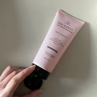 오투에니원 인컨보 바디 퍼퓸 샤워 젤 200ml — 5점을 준 리뷰어가 2023년 2월 올린 사용 사진