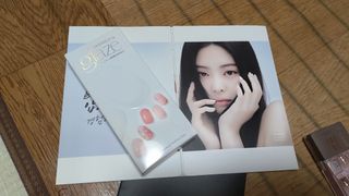 데싱디바 글레이즈 젤네일 포일 이펙트 네일_4종 중 택 1 — 5점을 준 리뷰어가 2021년 9월 올린 사용 사진