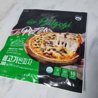 [푸딩팩토리] 10인치 씬피자 3종 택2_베샤멜 고르곤졸라/불고기/고르곤졸라 — 5점을 준 리뷰어가 2022년 5월 올린 사용 사진