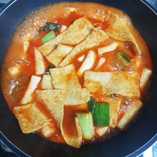 응큼떡볶이 — 5점을 준 리뷰어가 2021년 3월 올린 사용 사진