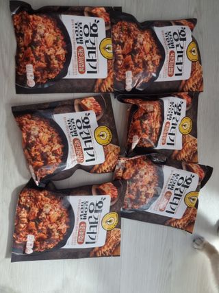 한성기업 무볼레 왕건더기 볶음밥 묵은지삼겹살 — 5점을 준 리뷰어가 2021년 10월 올린 사용 사진