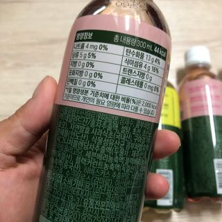더그레잇티 콤부차 [매일유업] 더그레잇티 44kcal 콤부차 300ml *12개입 (오리지널 6개+베리리치 6개) — 5점을 준 리뷰어가 2023년 7월 올린 사용 사진