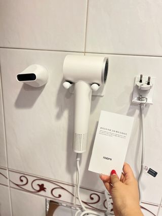 샤오미 로이드미 고속 헤어 드라이기 — 4.5점을 준 리뷰어가 2023년 7월 올린 사용 사진