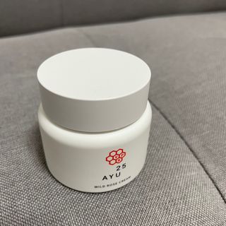 AYU25[아유트웬티파이브]다마스크로즈워터 베이스 천연 수분 촉촉 크림 — 5점을 준 리뷰어가 2021년 2월 올린 사용 사진