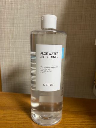 김정문알로에 큐어 큐어 알로에 워터 젤리 토너 500ml — 5점을 준 리뷰어가 2021년 4월 올린 사용 사진