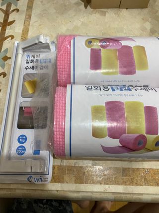 위케어 일회용 향균 수세미 50매 2롤 세트 총 100매 Pink — 5점을 준 리뷰어가 2021년 2월 올린 사용 사진