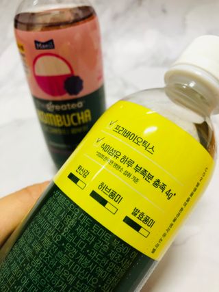 더그레잇티 콤부차 300ml *12개입 (오리지널 6개+베리리치 6개) — 3점을 준 리뷰어가 2022년 7월 올린 사용 사진