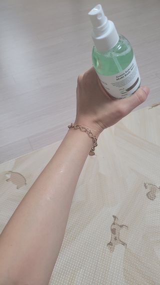 [녹산] 그린 솔루션 멀티 클렌징 오일 + 그린 솔루션 멀티 바디 미스트 — 5점을 준 리뷰어가 2022년 11월 올린 사용 사진