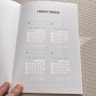 리훈 2022년 아이라이크 다이어리 — 5점을 준 리뷰어가 2021년 10월 올린 사용 사진