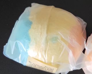 소담스퀘어 상암 Evreryday Bath Bomb Day7(에브리데이 배쓰밤 데이7) / 7종 중 2종 랜덤발송 — 5점을 준 리뷰어가 2022년 11월 올린 사용 사진