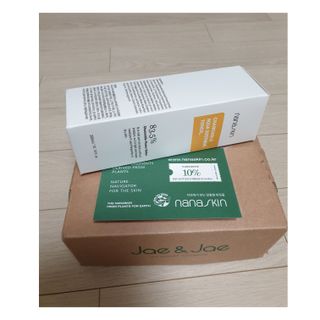 나나스킨 캐모마일아쿠아수딩토너 — 5점을 준 리뷰어가 2021년 4월 올린 사용 사진