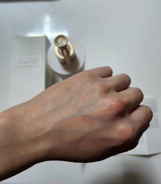 더사가오브수 [사가수] 민감한 피부에게 선사하는 보습과 탄력, 효혜윤 보태니컬에너지 바디로션 — 5점을 준 리뷰어가 2023년 10월 올린 사용 사진