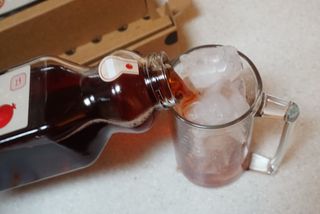 [바이윙클] 페르시아 유기농 석류 착즙주스 750ml 2병 + 선물박스 세트 — 5점을 준 리뷰어가 2022년 3월 올린 사용 사진
