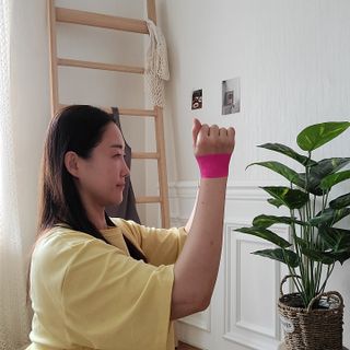 마이웨잇 심으뜸 홈트밴드세트 홈짐 여자홈트레이닝기구 운동용고무밴드 — 5점을 준 리뷰어가 2021년 7월 올린 사용 사진