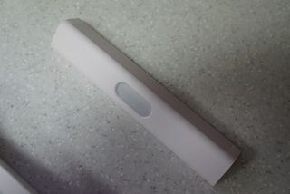 아카라 어두울 때만 켜지는 스마트 무선 센서등 — 5점을 준 리뷰어가 2021년 11월 올린 사용 사진