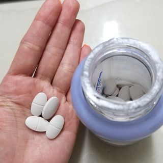 메이준뉴트리 칼슘,마그네슘D — 4.5점을 준 리뷰어가 2021년 6월 올린 사용 사진