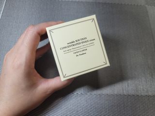 Dr.느루벗 느루벗 링클 솔루션 콘센트레이트 스네일 탄력 달팽이 크림 80g — 5점을 준 리뷰어가 2021년 2월 올린 사용 사진