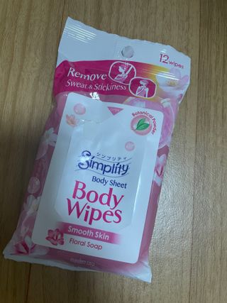 [심플리티] 한 장으로 향기롭게, 산뜻하게 바디시트 2종 + 랜덤향1개 총 3팩구성 — 4.5점을 준 리뷰어가 2021년 5월 올린 사용 사진