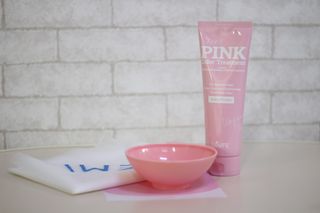 [유니프] 헤어 샤이니 핑크 컬러 트리트먼트240g — 5점을 준 리뷰어가 2023년 12월 올린 사용 사진