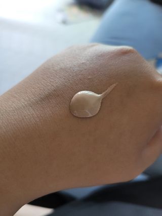약손명가코스메틱 에오스보떼 블라인드 비비크림 50ml — 4.5점을 준 리뷰어가 2021년 8월 올린 사용 사진