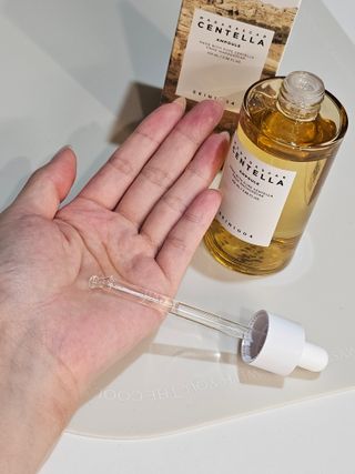 [스킨1004] 마다가스카르 센텔라 앰플 100ml — 5점을 준 리뷰어가 2024년 5월 올린 사용 사진
