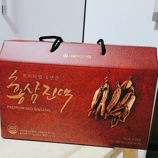 서울약사신협_프리미엄 6년근 홍삼진액_70mlx30포 — 5점을 준 리뷰어가 2021년 3월 올린 사용 사진