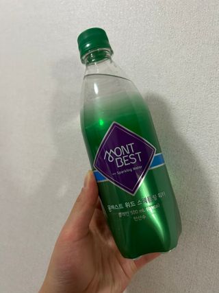 몽베스트 Montbest with Sparkling water Plain 20병 — 4.5점을 준 리뷰어가 2023년 4월 올린 사용 사진