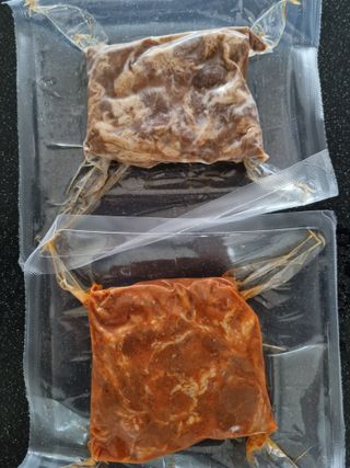 [앤더미트] 더 불맛 북성로 연탄불고기 반반 세트(간장맛 150g,매콤한 맛 150g) — 5점을 준 리뷰어가 2022년 4월 올린 사용 사진