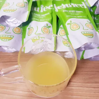 JEJUFEEL 풋풋한 제주담은 청귤에이드 — 5점을 준 리뷰어가 2022년 9월 올린 사용 사진