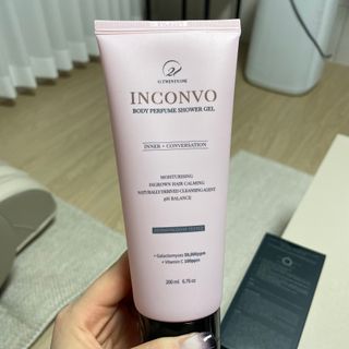 오투에니원 인컨보 바디 퍼퓸 샤워 젤 200ml — 4점을 준 리뷰어가 2023년 1월 올린 사용 사진