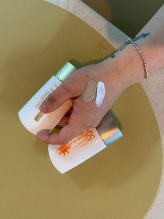 약손명가코스메틱 에오스보떼 퍼펙트 선 프로텍터 선크림 / 인_아웃 스킨 핏 비비크림 세트 구성 — 5점을 준 리뷰어가 2021년 7월 올린 사용 사진